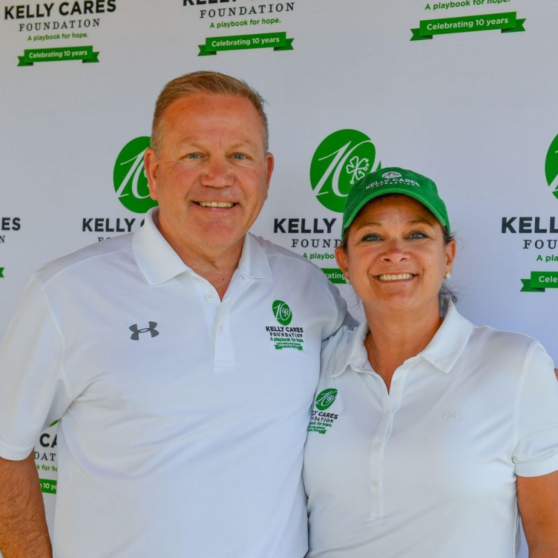 Coach Kelly wins Stallings Award